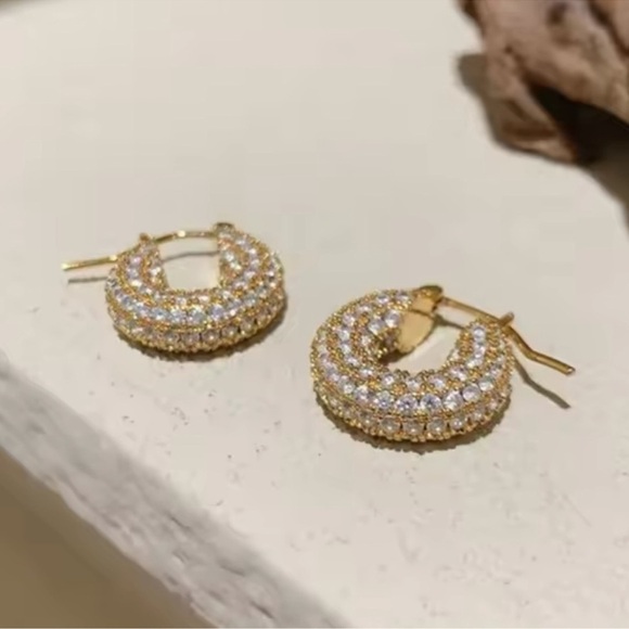 Gold Crystal Pave White Diamonds CZ Hoop Earrings - Picture 4 of 5